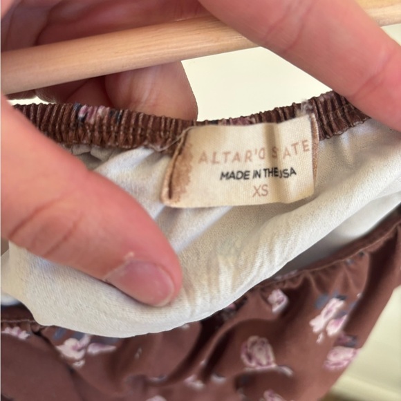 Altar'd State Jordan Brown Floral Puff Sleeve Crop-Top - Picture 5 of 5